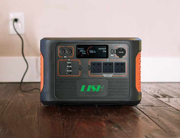  2200W Camping Solar Generator Portable Power Station